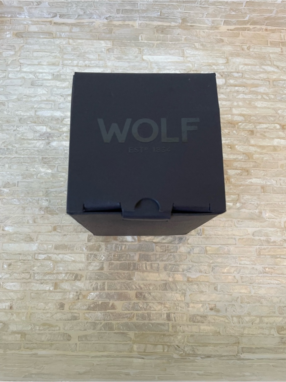 WOLF Red Round Jewelry Case with Gold Script - Picture 8 of 8